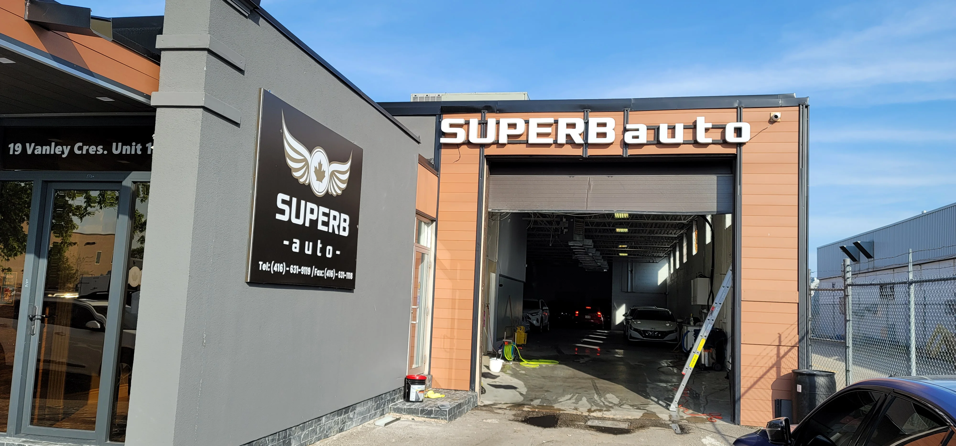 Sign maintenance for Toronto businesses